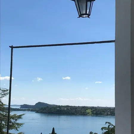 Apartment A Due Passi Dal Vittoriale Degli Italiani *