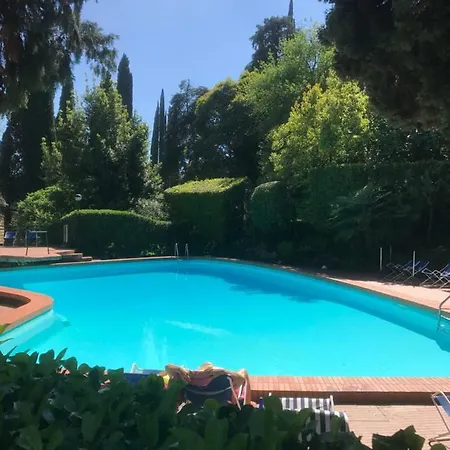 Apartment A Due Passi Dal Vittoriale Degli Italiani Gardone Riviera