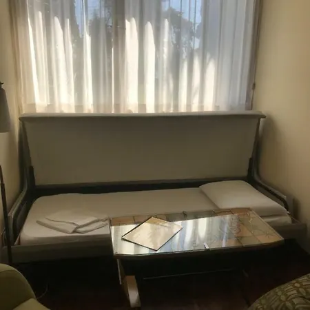 Apartment A Due Passi Dal Vittoriale Degli Italiani
