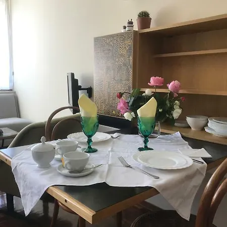 Apartment A Due Passi Dal Vittoriale Degli Italiani
