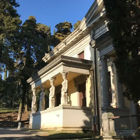 A Due Passi Dal Vittoriale Degli Italiani Apartment Gardone Riviera