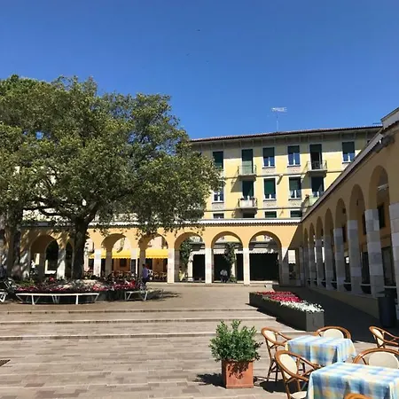 Apartment A Due Passi Dal Vittoriale Degli Italiani