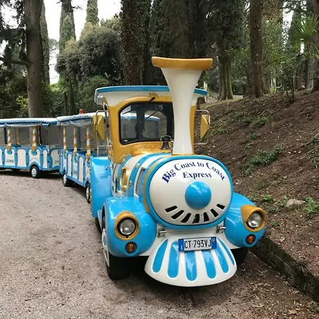 A Due Passi Dal Vittoriale Degli Italiani Apartment Gardone Riviera